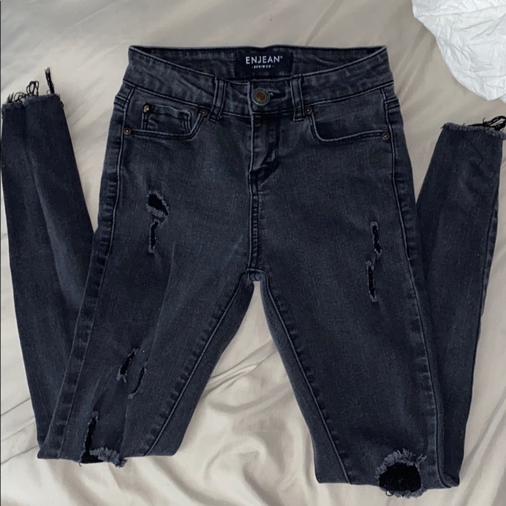 Black Ripped Skinny Jeans